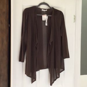 August Silk, olive sweater Great for over a cami